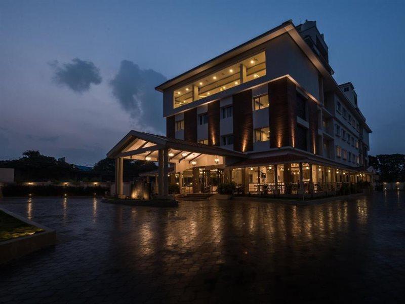 Hotel Aadrika Chikmagalur Exterior photo